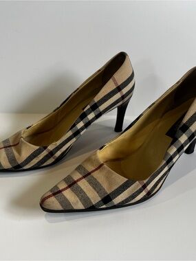 Burberry Beige Plaid Pointed-Toe Heels